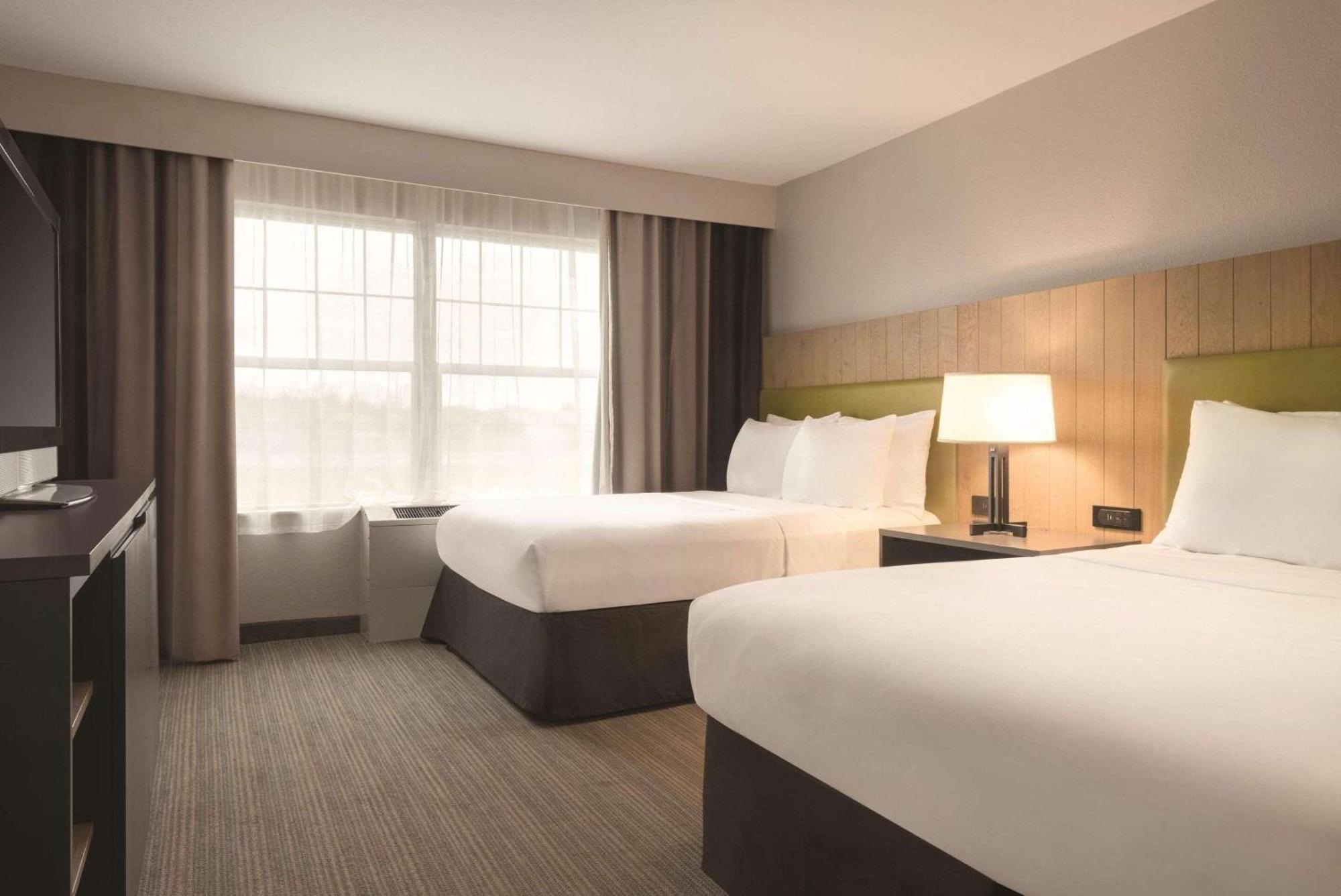 Country Inn & Suites By Radisson, Germantown, Wi Екстериор снимка