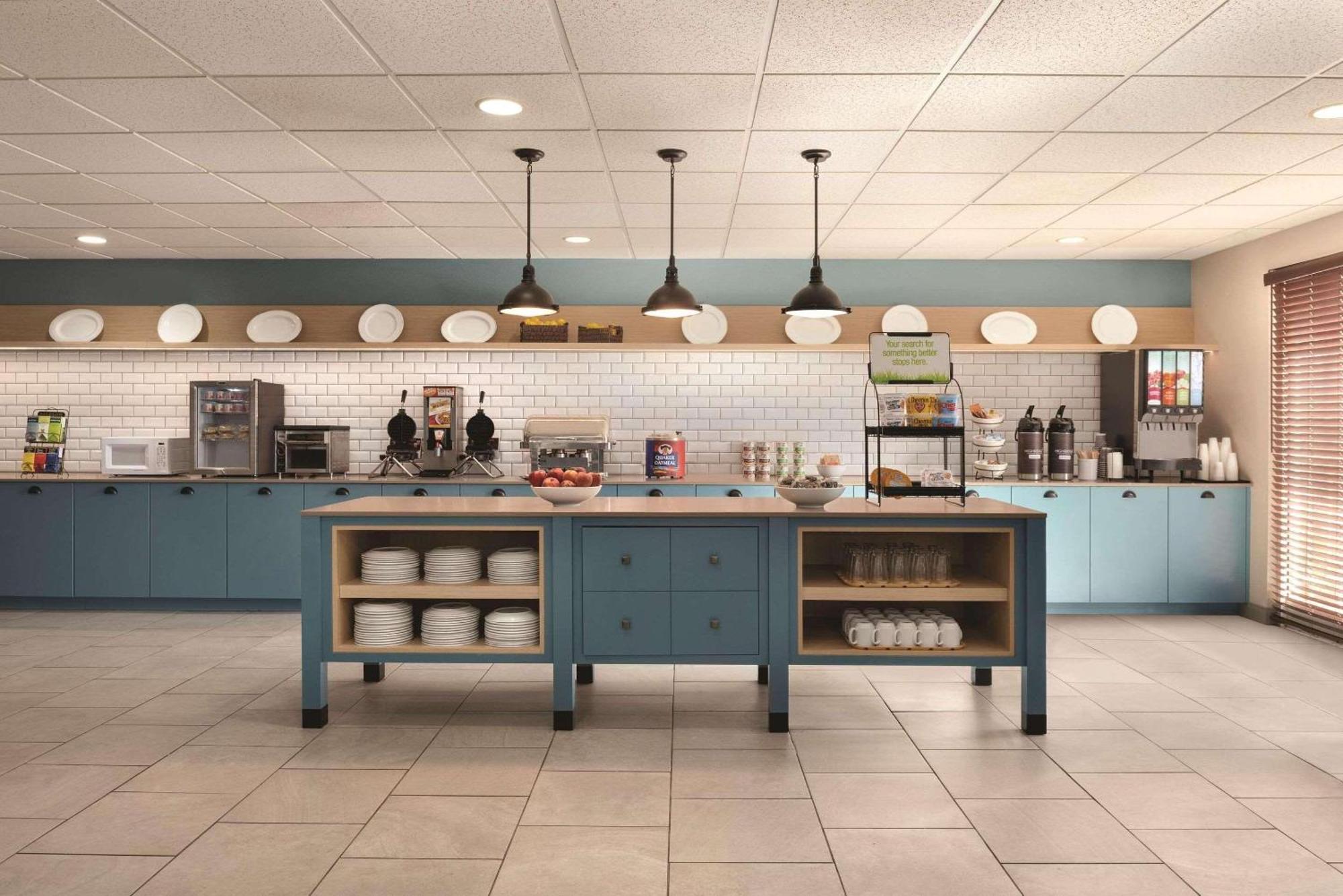 Country Inn & Suites By Radisson, Germantown, Wi Екстериор снимка