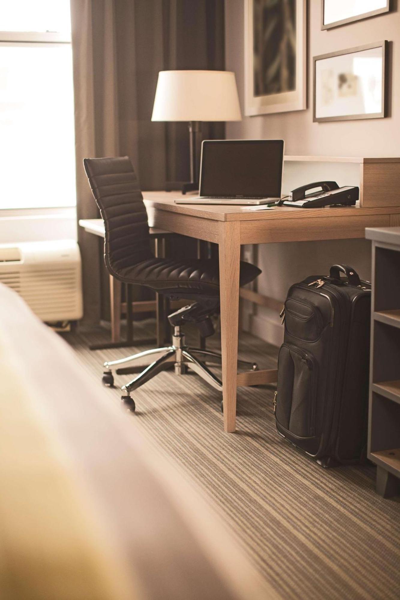 Country Inn & Suites By Radisson, Germantown, Wi Екстериор снимка