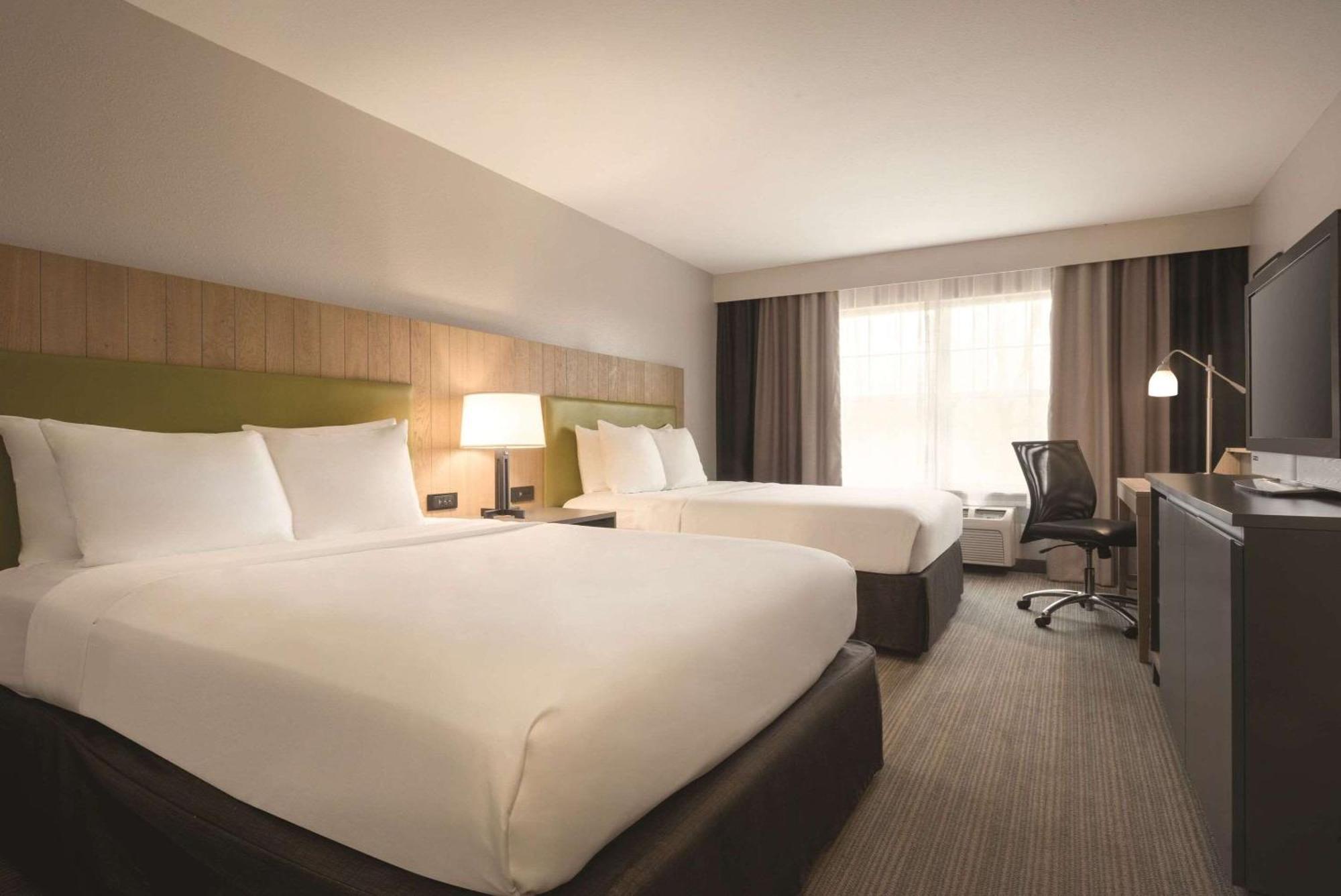 Country Inn & Suites By Radisson, Germantown, Wi Екстериор снимка