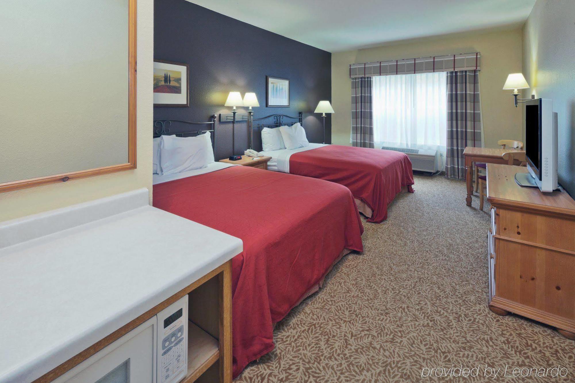 Country Inn & Suites By Radisson, Germantown, Wi Стая снимка